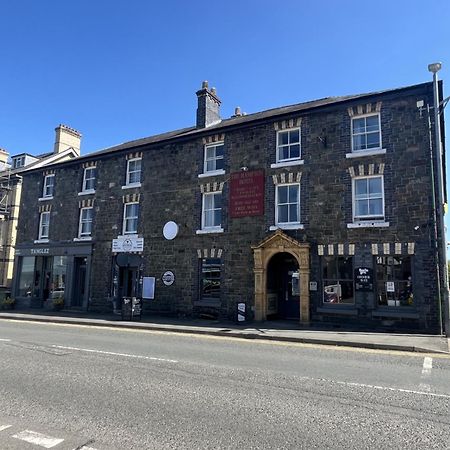 Hampton Hotel & Restaurant 랜드린도드웰스 외부 사진
